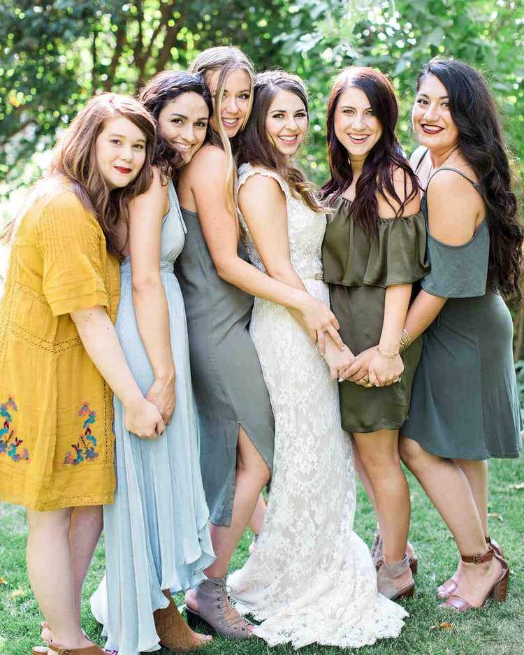 jednoduché účesy pre svadobných hostí dámy nápady otvorené vlasy