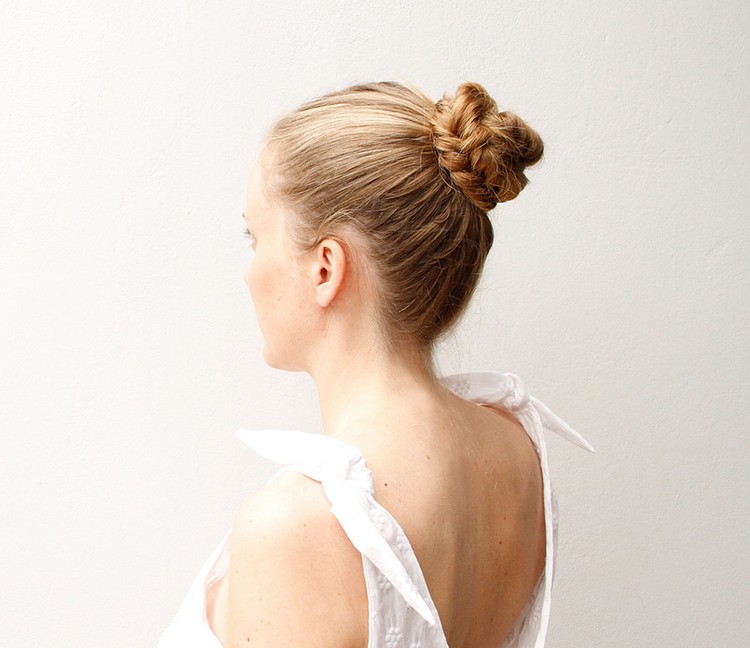 Plážové účesy urobte sami pletený drdol