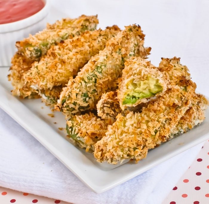 Chrumkavé pečené avokádové hranolky - jednoduchá príprava stimulantu chuti do jedla Chrumkavo pečené-avokádo-hranolky-koktail-sušienky-predjedlo-recept