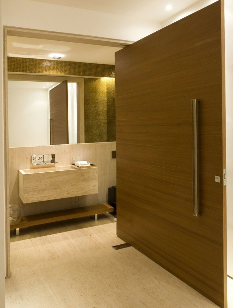 Dvere z kameňa v modernom minimalistickom štýle