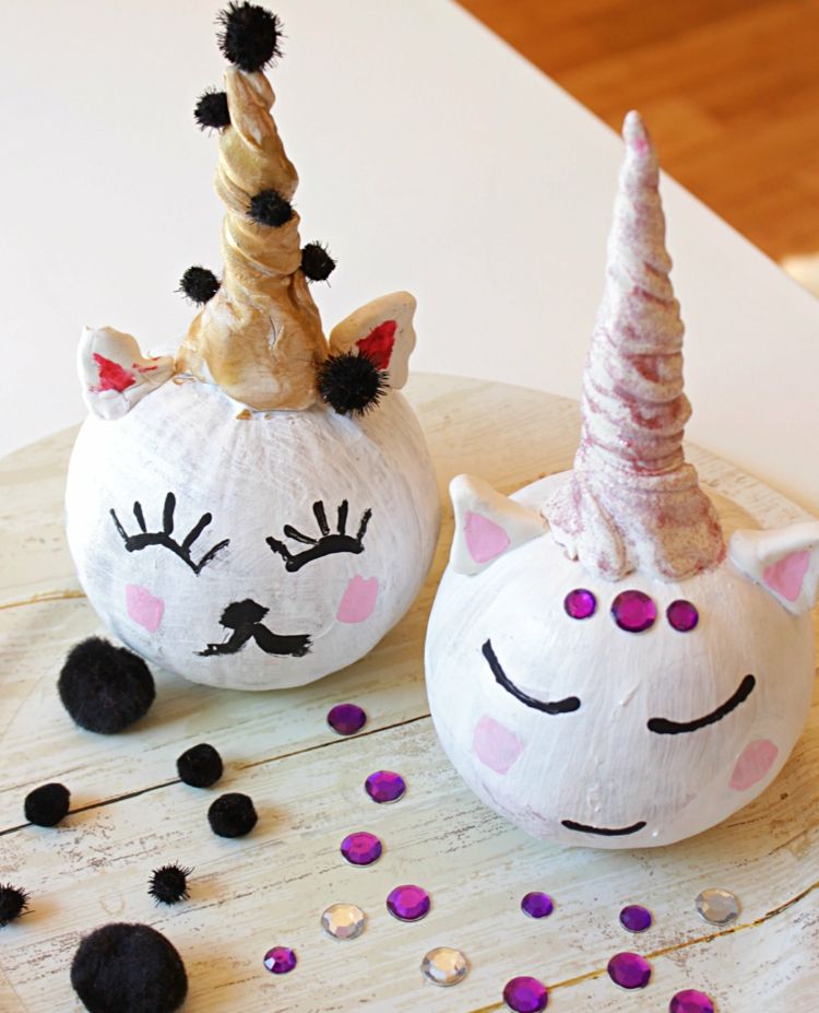 halloween tekvica jednorožec drotárska farba plastelína dekoratívne kamene