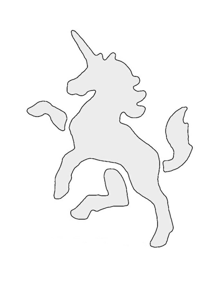 Šablóna na vyrezávanie tekvice na jednorožec
