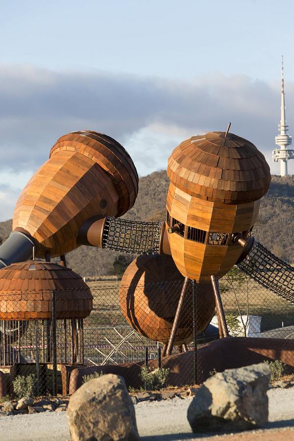 Detské ihrisko vonkajšia rastlina-drevo kov Vonkajšie zariadenie detského ihriska-drevená kovová konštrukcia