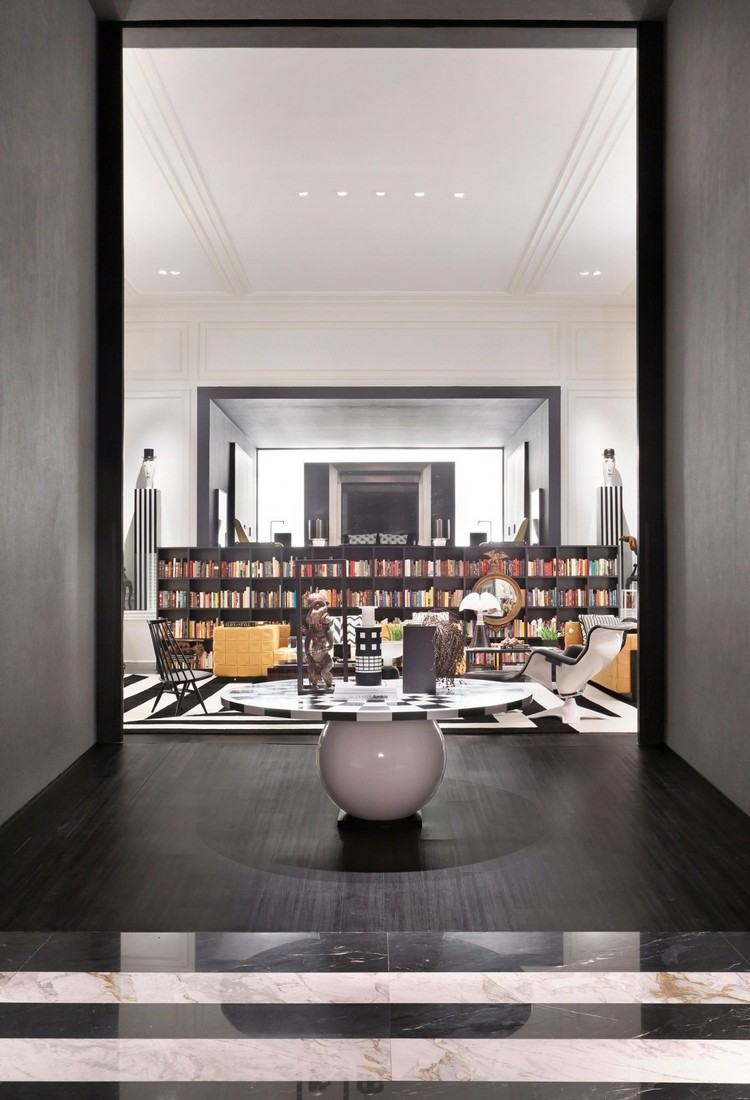 zostava-čierna-biela-okrúhla-stôl-guľa-základňa