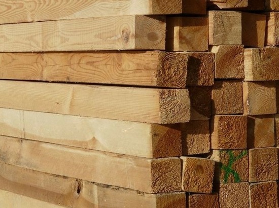 Kľúčové výhody nábytku vo výrobnom procese