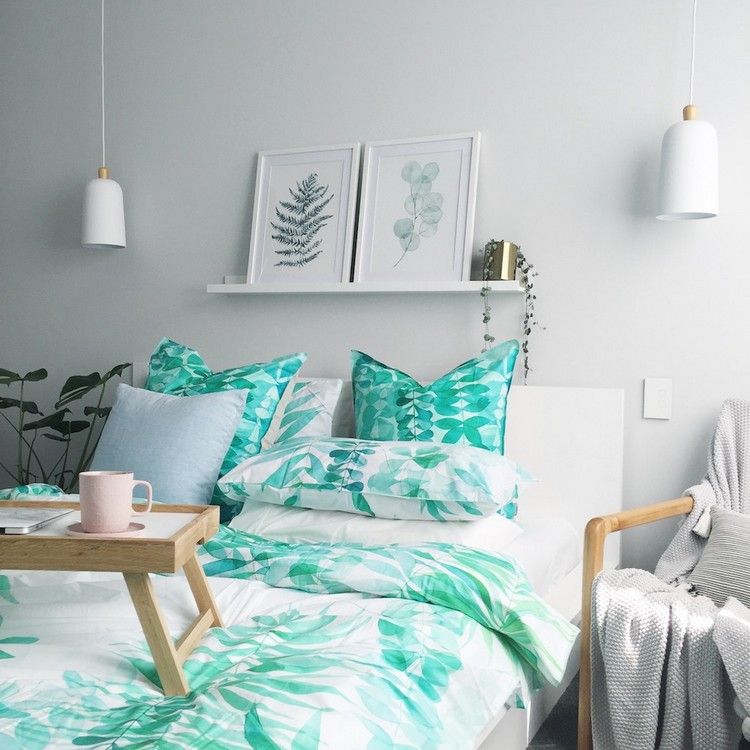 nápady na zariadenie spálne botanický vzhľad posteľná bielizeň