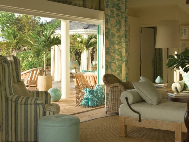 Nastavenie závesov z textilného krídla v karibskom štýle