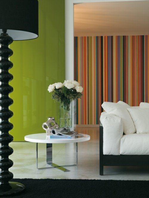 okrúhly biely stolík-taliansky interiérový dizajn