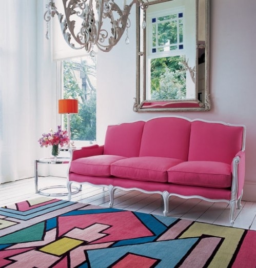 Interiérové nápady Moderné geometrické postavy koberca pre slobodnú ženu Interiérové nápady-moderné-single-žena-koberec-geometrické postavy