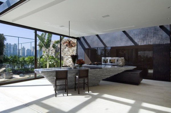 Jeden s prírodným dizajnom kuchyne