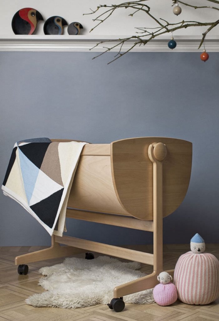 Pohyblivá-detská kolíska-vyrobená z dreva-LULU-Nanna-Ditzel