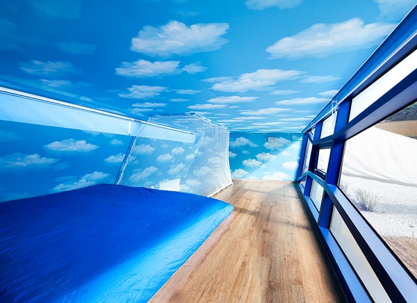 dizajnérske penzióny s dekoráciou oblohy na stenu s moderným interiérom