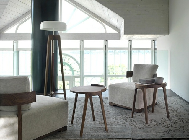 Konferenčné stolíky pre obývaciu izbu a nápady pre sivý koberec Živé nápady šedé koberce kreslo konferenčné stolíky drevený dub