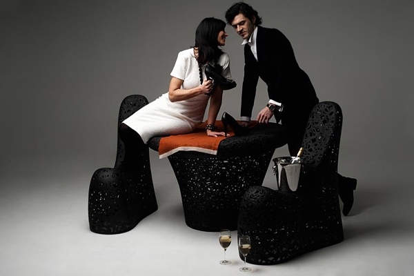 dizajnérsky nábytok vyrobený zo sopečnej textílie