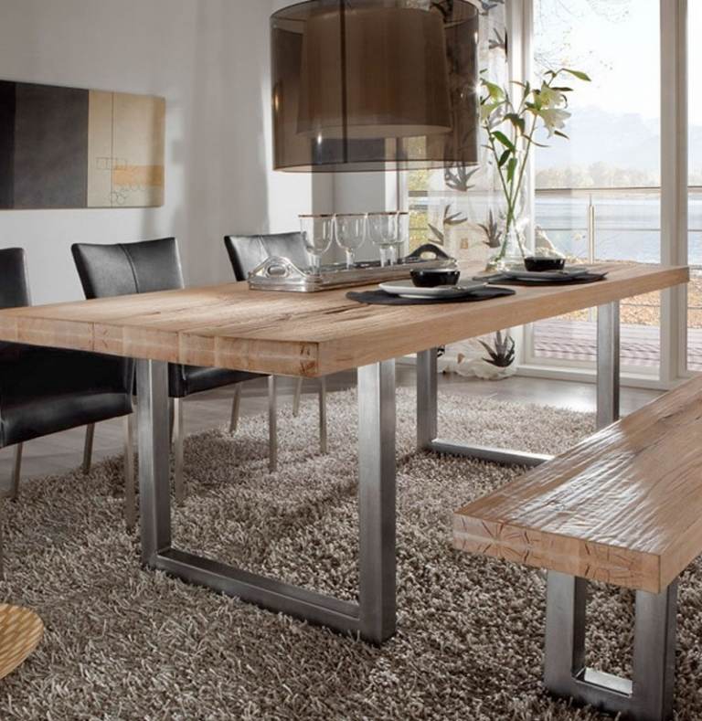 Jedinečné nápady na bývanie jedálenský stôl-koberec z masívneho dreva a nehrdzavejúcej ocele