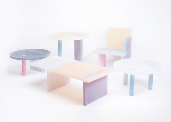 dizajn nábytku winmin park vyrobený z farebnej živice