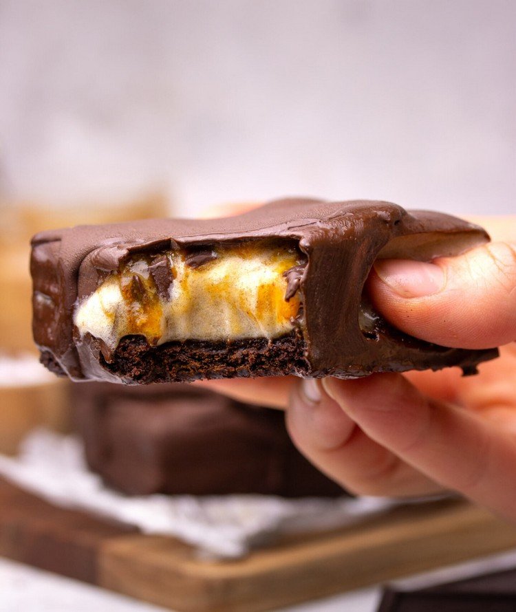 Recepty na zmrzlinu z arašidového masla si vyrábate nízkokalorické zmrzlinové tyčinky sami