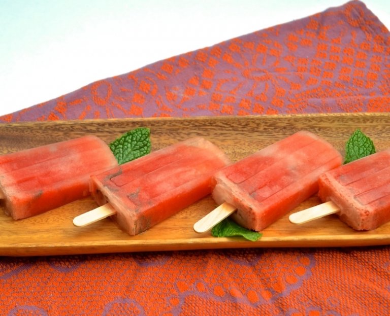 Zmrzlina-urobte si-lízanka-melón-príchuť