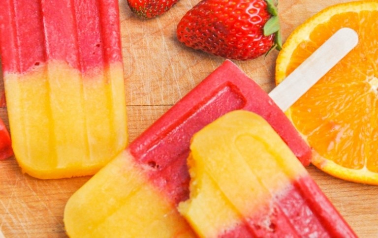 Zmrzlina-urob si-pomaranč-džús-jahody