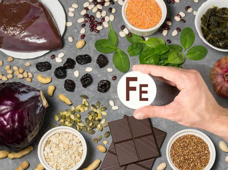 Nedostatok železa v potravinách bohatých na železo obsahuje obsah železa v ovsených vločkách