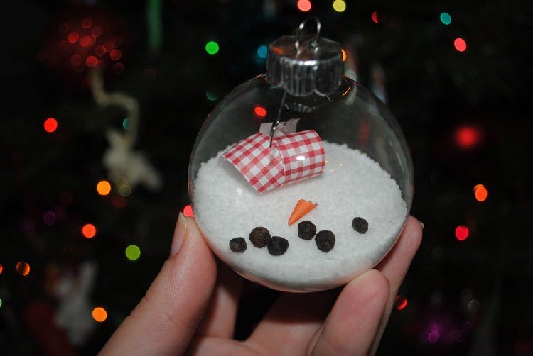 Snehuliak Olaf: Tinker kreatívne-vianočné gule-snehuliak-roztopené stromčeky