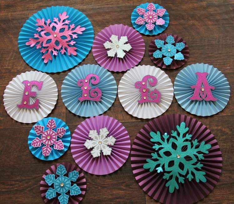 párty-ľadová kráľovná-deko-nápad-modrá-biela-purpurová-kryštály-sneh-zábava