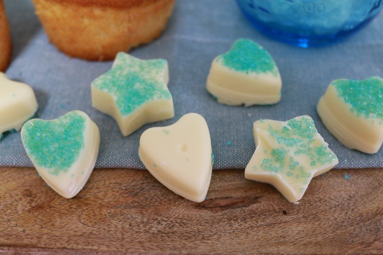 Ice-queen-party-snacky-finger-food-pralinky-biela-čokoláda