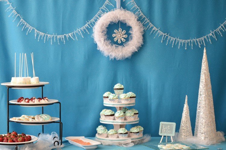 Frozen Party Snacks cupcakes-torta-pops-ovocno-stolne ozdoby