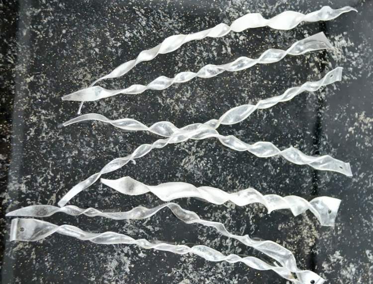 prázdne pruhy z plastovej fľaše pruhy rampouch dekorácia urobte si ozdoby