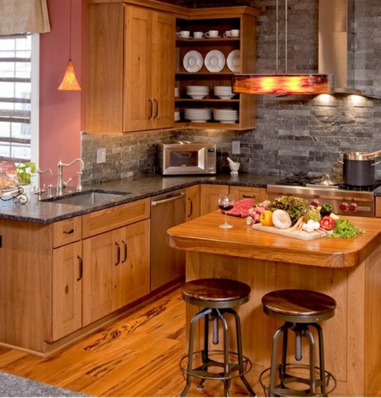 malá rohová kuchynská linka na drevo