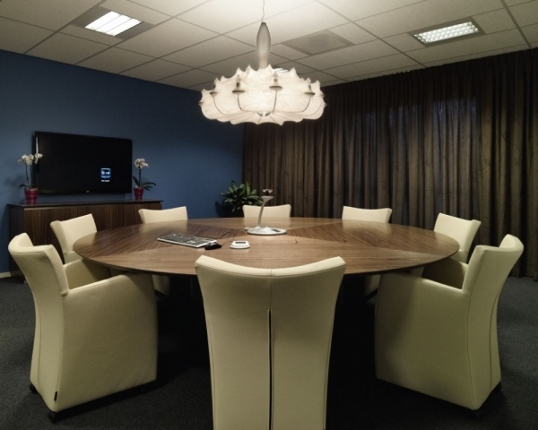 Impozantné závesné svietidlo - do siení, s fazetovým efektom krištáľovej gule