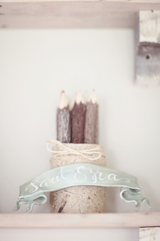 Osobná dekorácia detskej izby v pastelových farbách