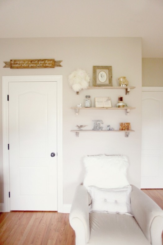 dekorácia do detskej izby v pastelových farbách béžová