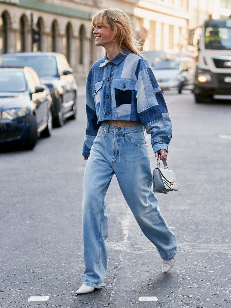 Denim on Denim módny trend elegantný jesenný outfit