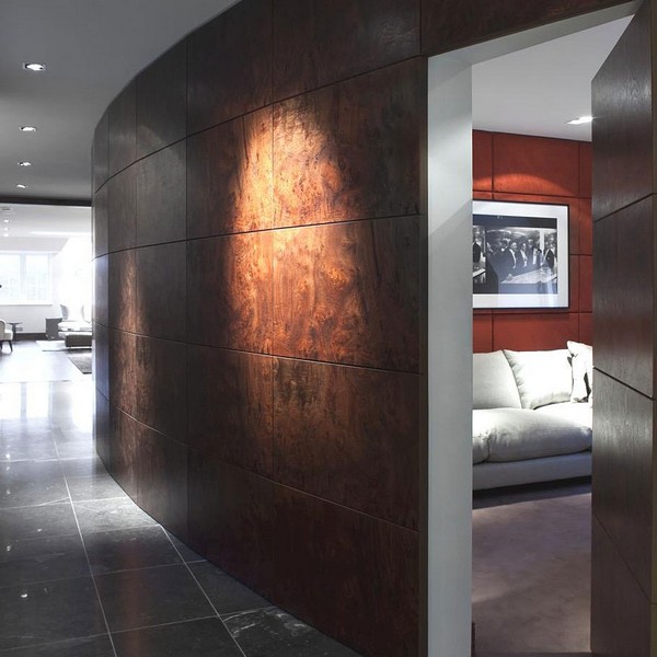 Apartmán Londýn drevená stena