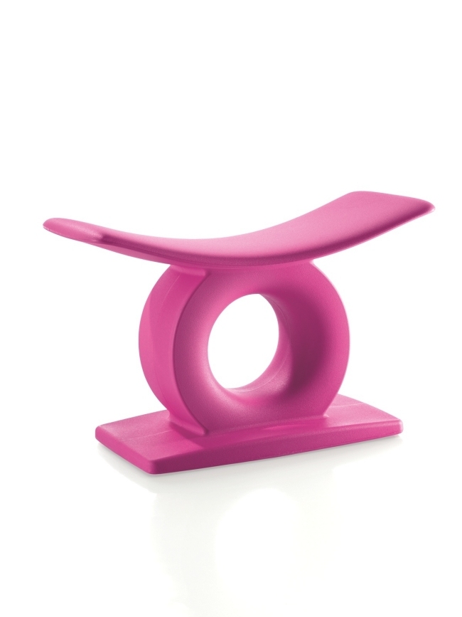 ružová stolička moderný nábytok od spoločnosti magis