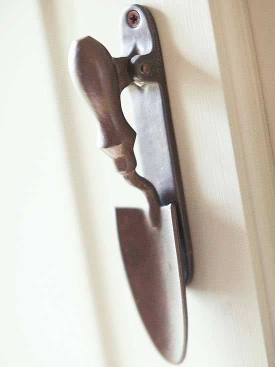 Dizajnová lopata záhradná kľučka