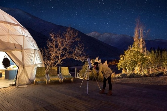 elqui domos hotel čile teleskop terasa terasa glamping relaxácia