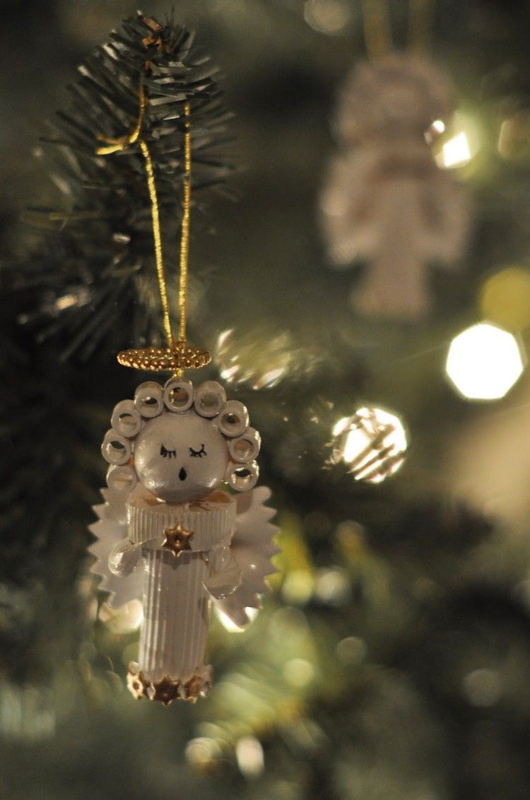 cestovinové rezance anjel kreatívny nápad na vianočný anjel