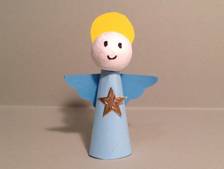 jednoduchý nápad na anjelské remeslo detský papier