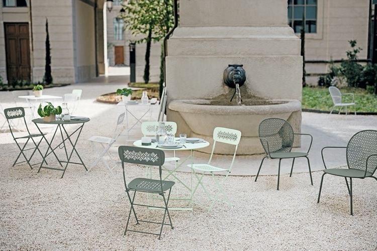 Skladacie stoličky a kreslá Lorette z hliníka