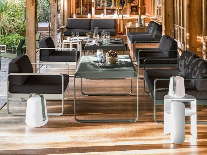 moderný záhradný nábytok kolekcia Bellevie 2020 a príručný stolík Bebop