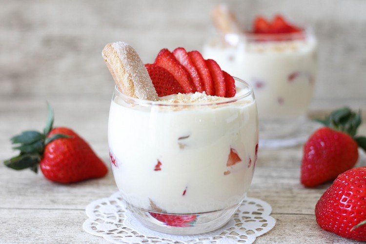 recepty na vegánsky dezert jahodové tiramisu v pohári bez vajíčok