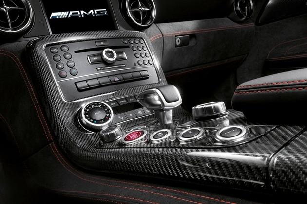 2014 mercedes sls amg čierna výbava radiacej páky