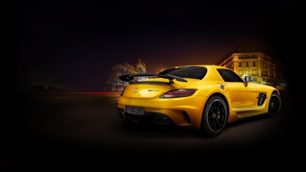 Uvedenie modelu Mercedes SLS AMG Black Series na trh v roku 2014