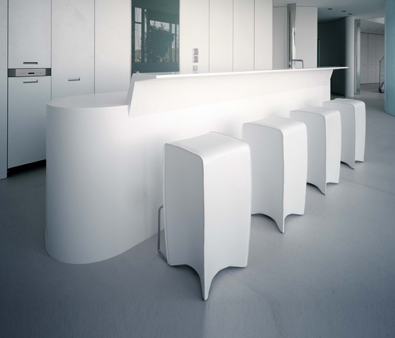 Kuchyňa DuPont ™ CORIAN® - dizajn od AMOS DESIGN DuPont ™ CORIAN® - dizajn od AMOS DESIGN