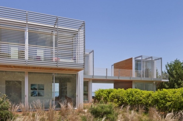 Long Island, New York, dom na pobreží