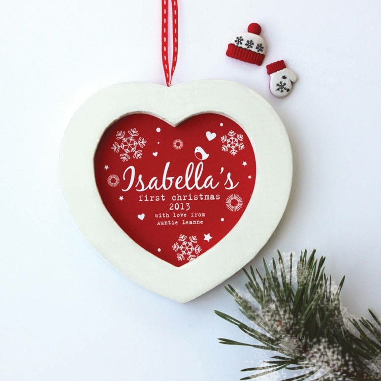 Vianočná dekorácia pre dieťa v tvare srdca prvé Vianoce s detským srdiečkom nápad dekorácia červeno biely príves