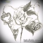 A 47 -es számú kulcs és zár tetoválás vázlata a minta klassz változata, amely sikeresen használható a zár és a kulcs tetoválásként történő átalakítására és alkalmazására