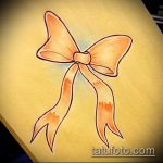 A 214 -es számú íj tetoválás vázlata egy rajz hűvös változata, amely jól használható az íjak átalakítására és felhelyezésére a kézre tetoválásként